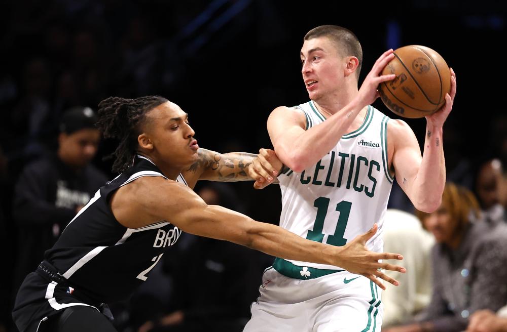 从攻防两端 从攻防两端